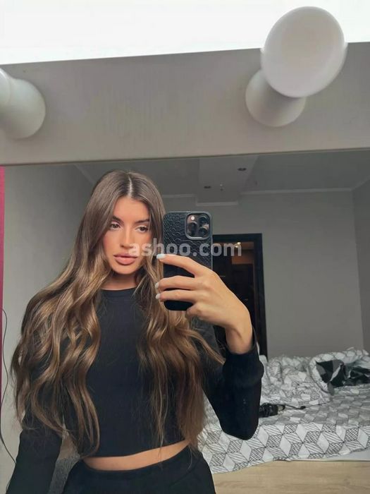 Мир роскоши: Как элитные проститутки отличаются от дорогих эскортниц?